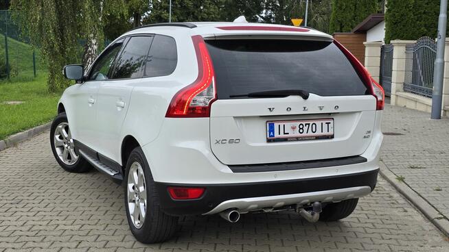 VOLVO XC60 2.4 D5 185PS AWD SUMMUM Blis Navi Kamery Radar