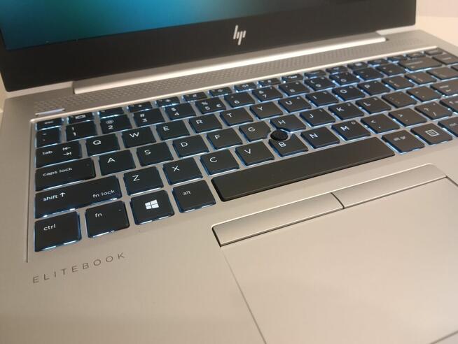 HP EliteBook 745 G6 AMD Ryzen 7 PRO/16GB DDR4/SSD/FULLHD IPS