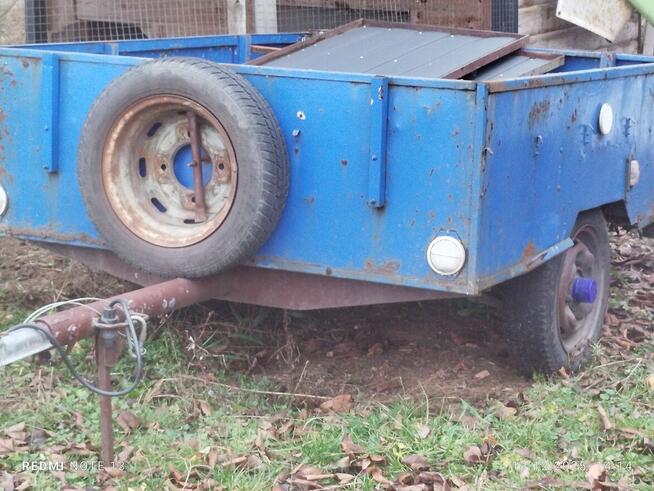 Przyczepka samochodowa