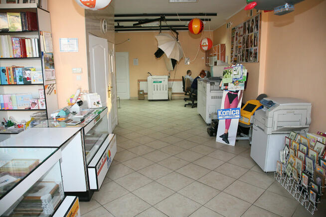 WYNAJMĘ ŁADNY LOKAL BARDZO DOBRY PUNKT