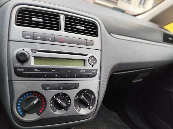 15 lat w rodzinie. Punto 1.4 78KM 2009r