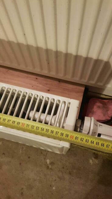 Grzejnik kaloryfer CO z termostatem 60x60x10 600x600x100