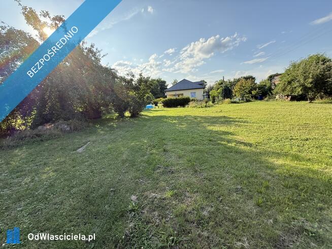 Mokry Dwór, działka 22,5a z domem i budynkami gosp.- bez pośredników