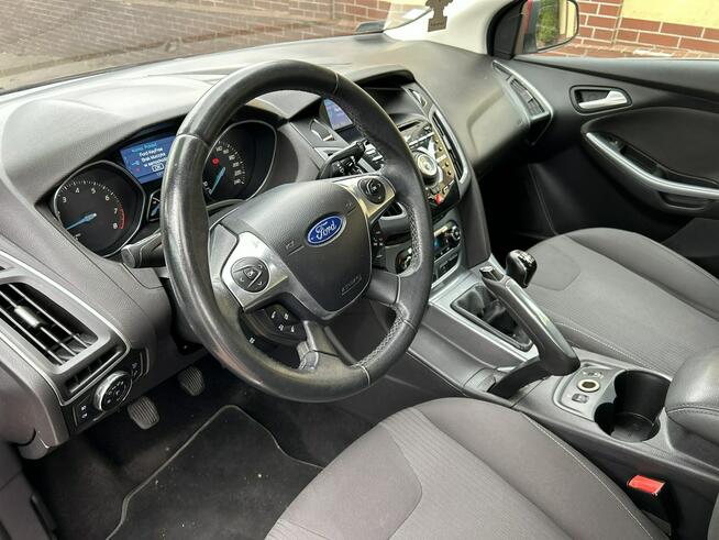 Ford Focus 1.6 benzyna 150 KM bogate wyposażenie