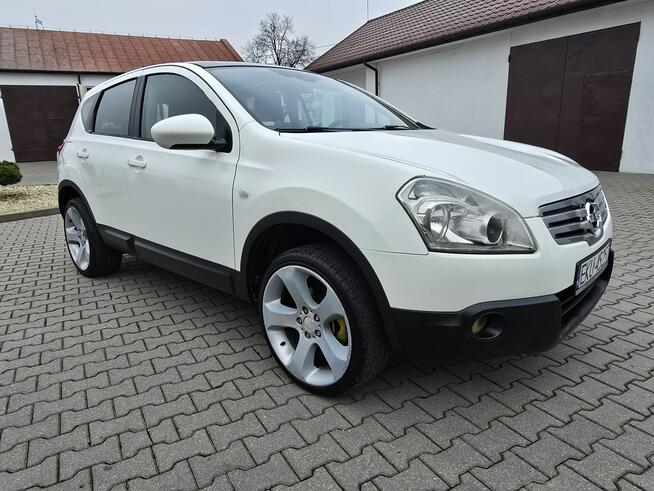 Nissan Qashqai 1,6Benz. Navi.Alu.Panorama Dach.DVD.Tempomat.Halogeny.Okazja