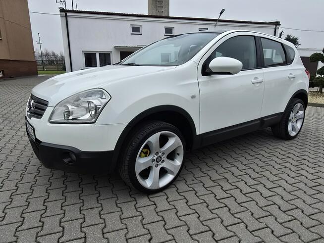 Nissan Qashqai 1,6Benz. Navi.Alu.Panorama Dach.DVD.Tempomat.Halogeny.Okazja