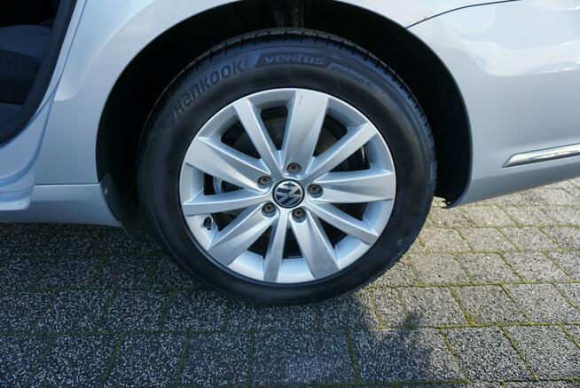 Volkswagen Passat sprawdzony na długich trasach, zarejestrowany, serwisowany,