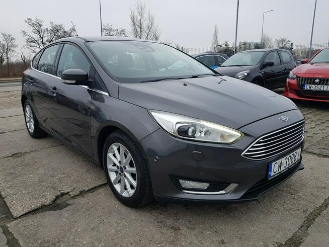 Ford Focus 1,5 Turbo Benzyna Xenony Nawigacja Zarejestrowany Gwarancja