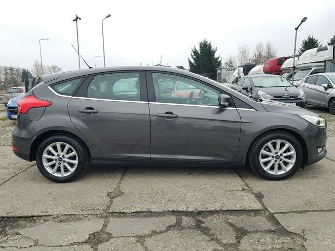 Ford Focus 1,5 Turbo Benzyna Xenony Nawigacja Zarejestrowany Gwarancja