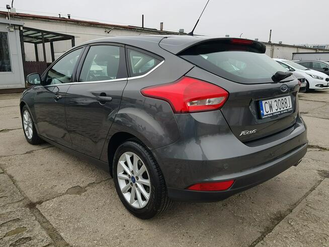 Ford Focus 1,5 Turbo Benzyna Xenony Nawigacja Zarejestrowany Gwarancja