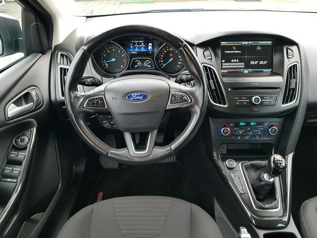 Ford Focus 1,5 Turbo Benzyna Xenony Nawigacja Zarejestrowany Gwarancja