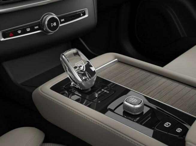 Volvo XC 90 T8 Plus Dark AWD 7-os