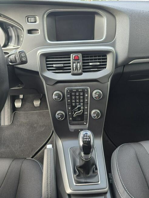 Volvo V40 T2 Momentum