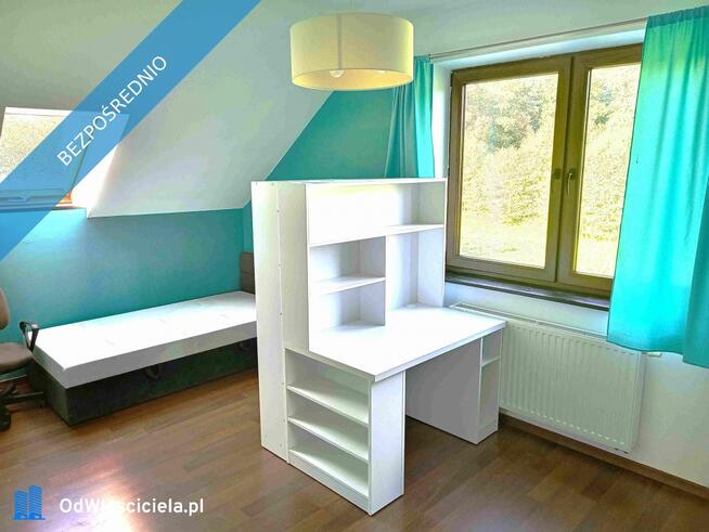 Duży dom z garażem na malowniczej działce 38a w Krzeszowicach