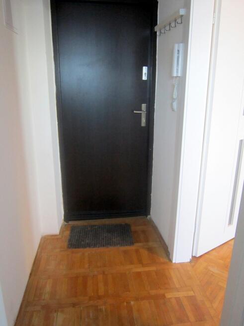 Kawalerka na inwestycje przy metrze !