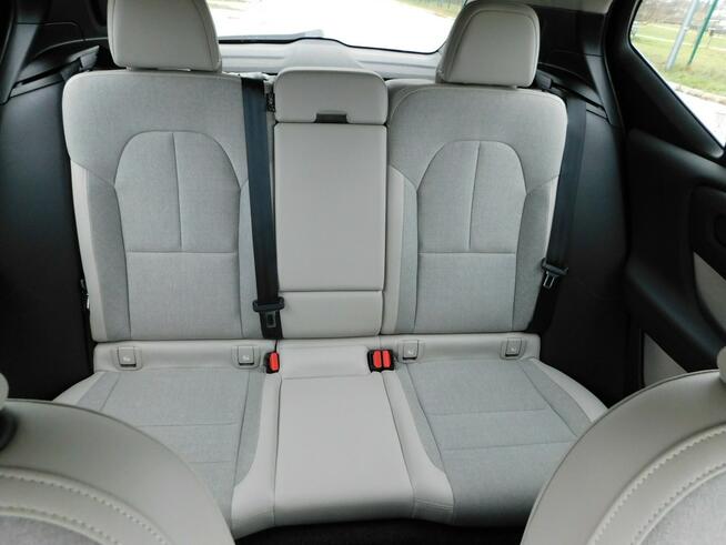 Volvo XC 40 z Gwarancją Beżowa Tpicerka Kamera Model 2021r