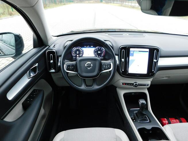 Volvo XC 40 z Gwarancją Beżowa Tpicerka Kamera Model 2021r