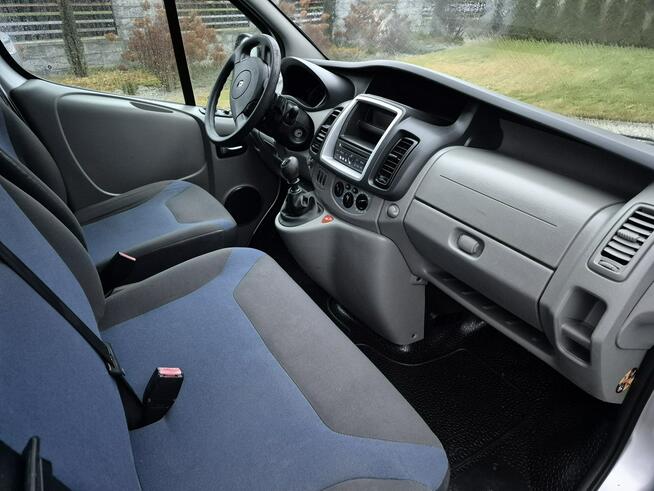 Renault Trafic LONG 9 osobowy PASANGER 115KM nadmuchy