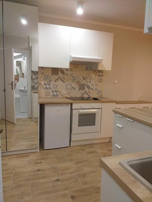 Wynajmę kawalerkę na ul. Wróblewskiego w Puławach II piętro