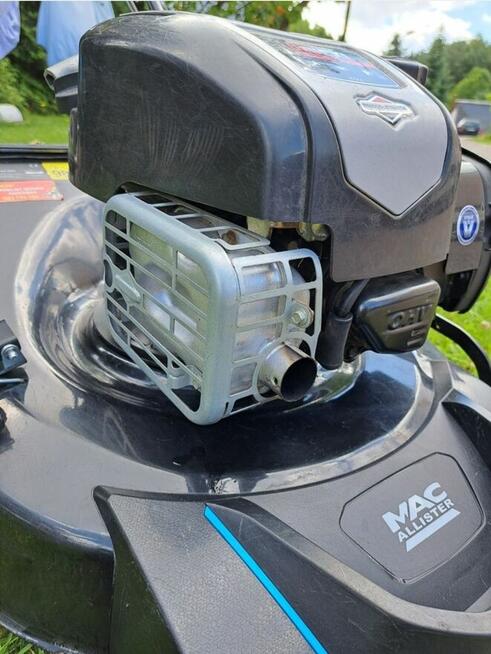 Kosiarka spalinowa MACallister z napędem 675exi B&S 51cm