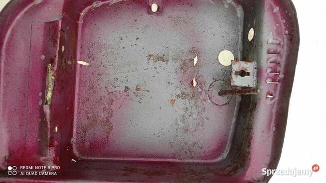 Puszka narzędziowa, akumulatorowa lewa Jawa Kiwaczka Panelka