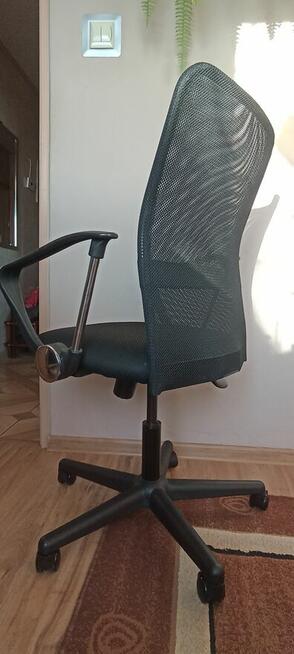 Sprzedam krzesło biurowe