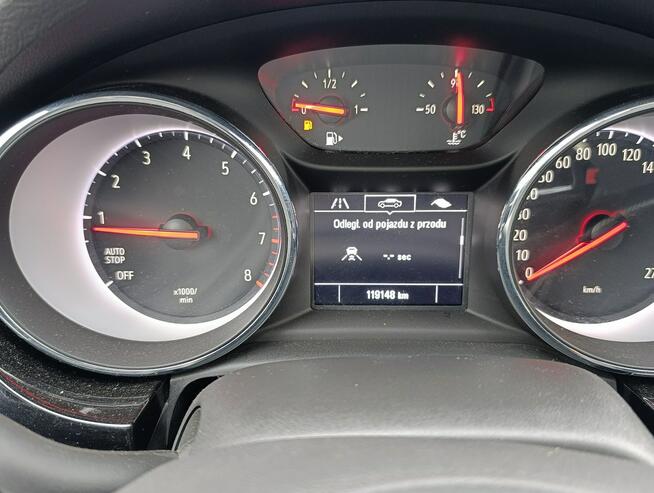 Astra Sports Tourer Bezwypadkowa , mały przebieg