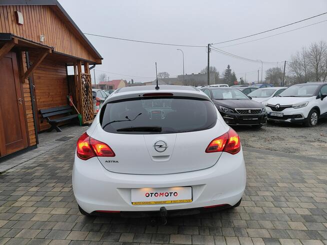 Opel Astra 1.6 Benzyna 115 KM Zarejestrowany Oryginalny Przebieg Serwisowany