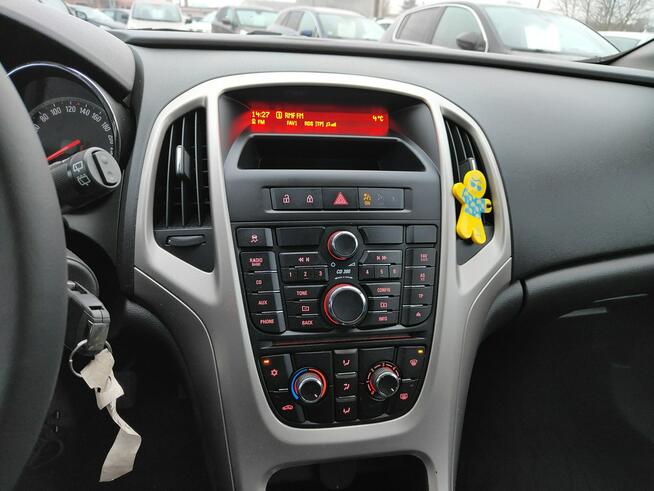 Opel Astra 1.6 Benzyna 115 KM Zarejestrowany Oryginalny Przebieg Serwisowany