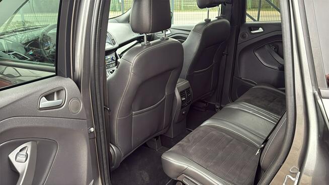 Ford Kuga *ST-LINE*4 X 4*navi*alu*panorama-dach*kamera*serwis*super stan*