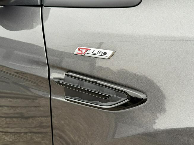 Ford Kuga *ST-LINE*4 X 4*navi*alu*panorama-dach*kamera*serwis*super stan*