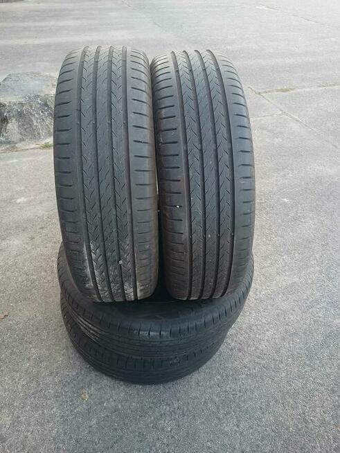Opony letnie Continental. 215/60R18. DOT1924