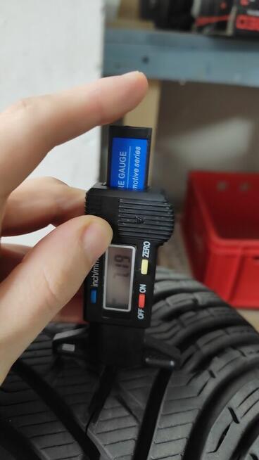 Opony zimowe Kleber Krisalp Hp3 235/45/17