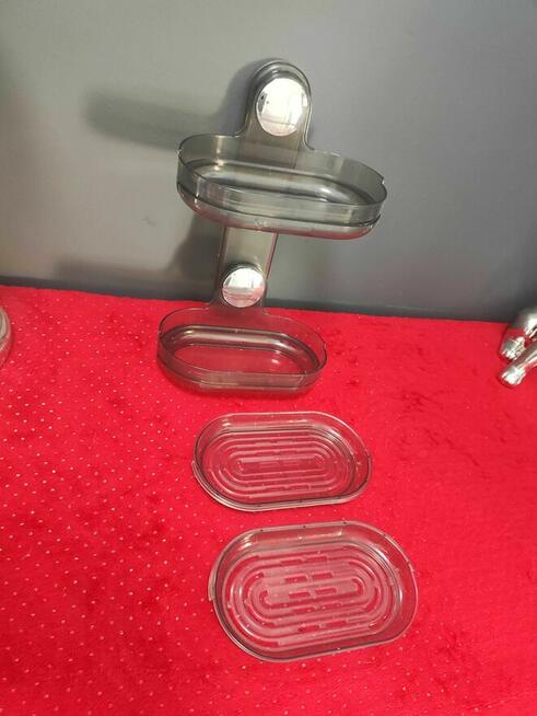 Mydelniczka ścienna na ścianę półka na mydło pod prysznic