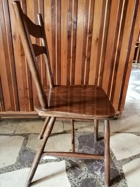Sprzedam krzesła.