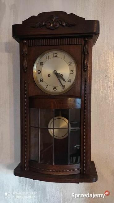 Zegar wiszący międzywojenny, ciekawa skrzynka