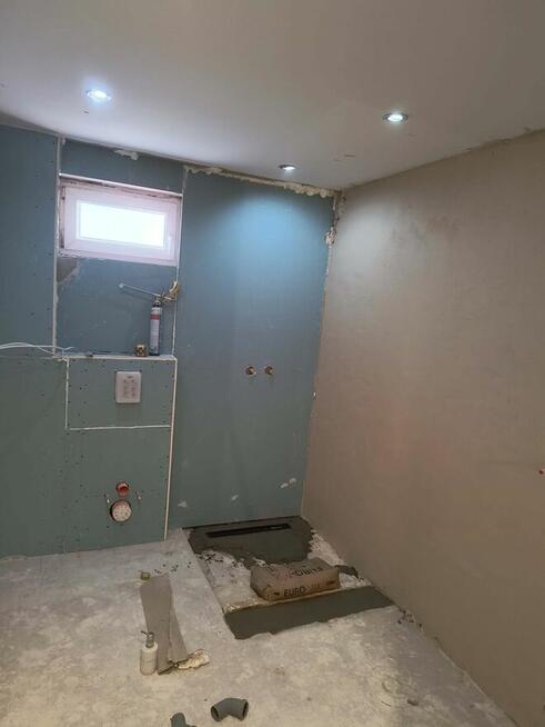 Szukam pracy na przerwę świąteczną 19g-12s