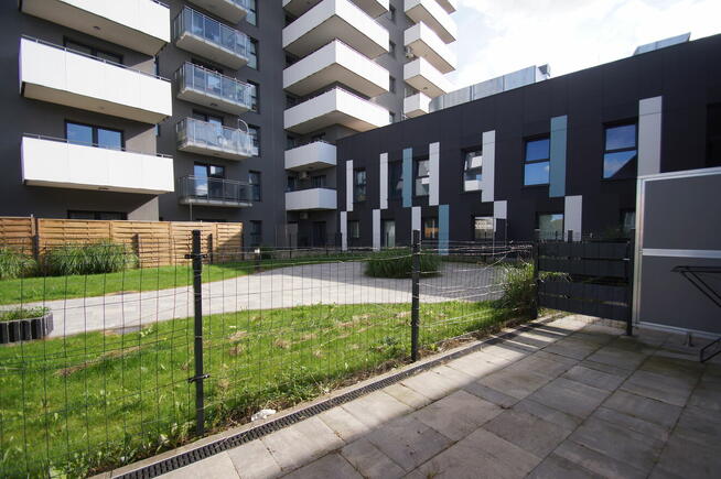 Na sprzedaż apartament w Regal Park z ogródkiem /tarasem