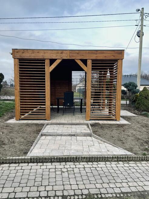 Solidna altana altanka z żaluzjami 400x400 MD DREWUTNIA