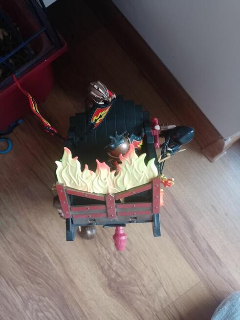 Playmobil Novelmore ognista wieża oblężnicza