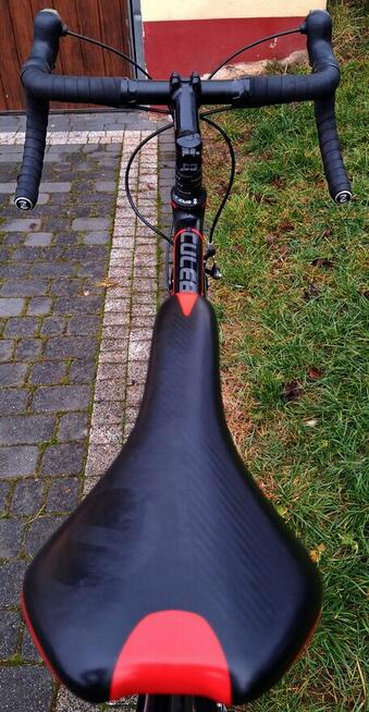 Duży rower szosowy Focus Culebro Koła 28 Shimano