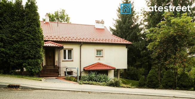 Dom z przyjemnym otoczeniem - Krosno, ul. Wiejska