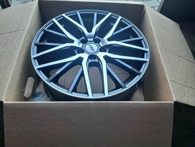 Felgi Alu R19 5x108 AEZ Panama Dark gunmetal/polished Volv