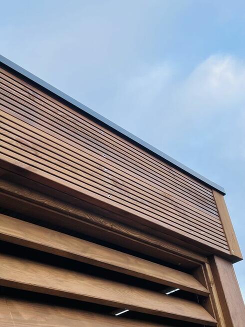 Solidna altana altanka z żaluzjami 400x400 MD DREWUTNIA