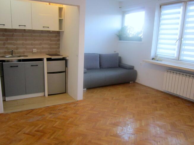 Kawalerka na inwestycje przy metrze !