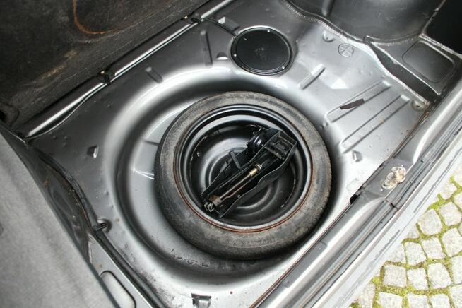 Volkswagen Golf II 1.6 Benzyna 5 drzwi Oldtimer 1988