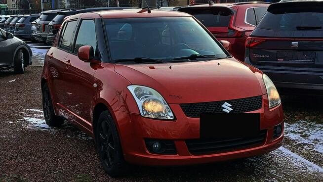 Suzuki Swift 1.3 92 km klima SERWIS bezwypadek 2009