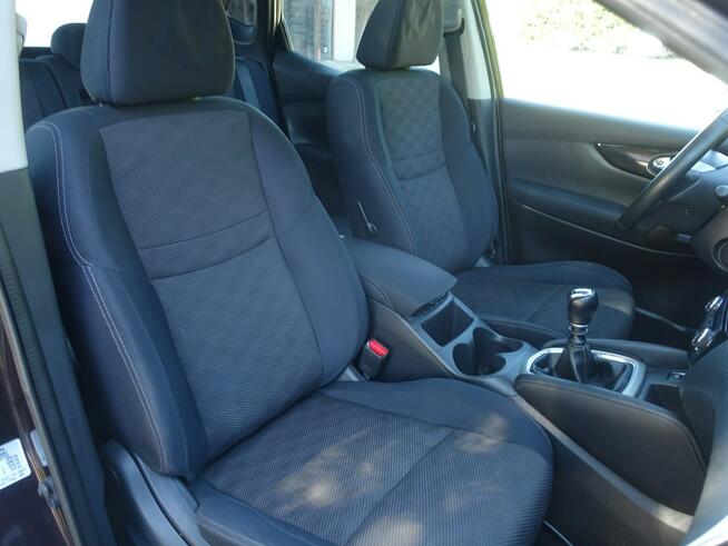 Nissan Qashqai 1,5D Navi Panorama Alu Ledy Kamera 360 Opłacony VIP Gwarancja