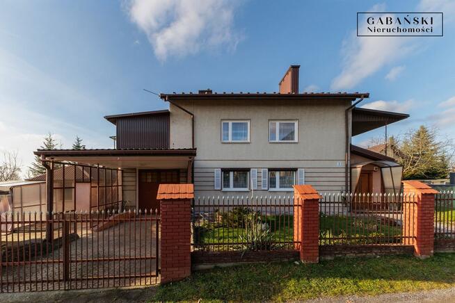 Dom Tarnów Krzyż, Górna