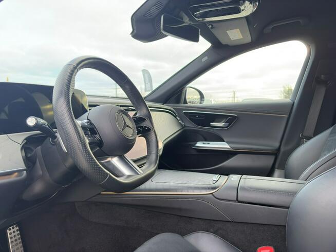 Mercedes E 220 Bezwypadkowy / Aktywny tempomat / Key less / Asystent pasa / FV marża